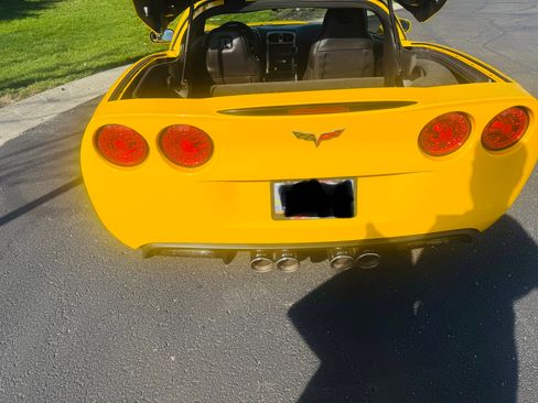 Used 2005 Chevrolet Corvette Coupe w/ Preferred Equipment Group image 19