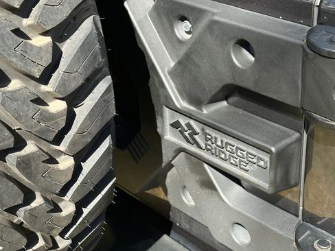 Used 2016 Jeep Wrangler Unlimited Rubicon w/ Connectivity Group image 11