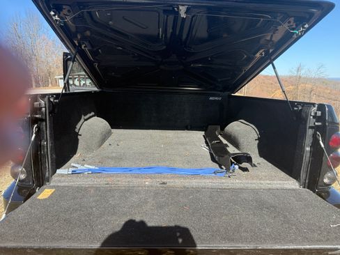 Used 2005 Dodge Ram 1500 Truck 2WD Quad Cab image 8