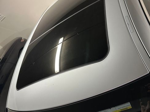 Used 2018 BMW 330i Gran Turismo xDrive image 11