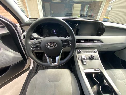 Used 2020 Hyundai Palisade SE FWD image 18