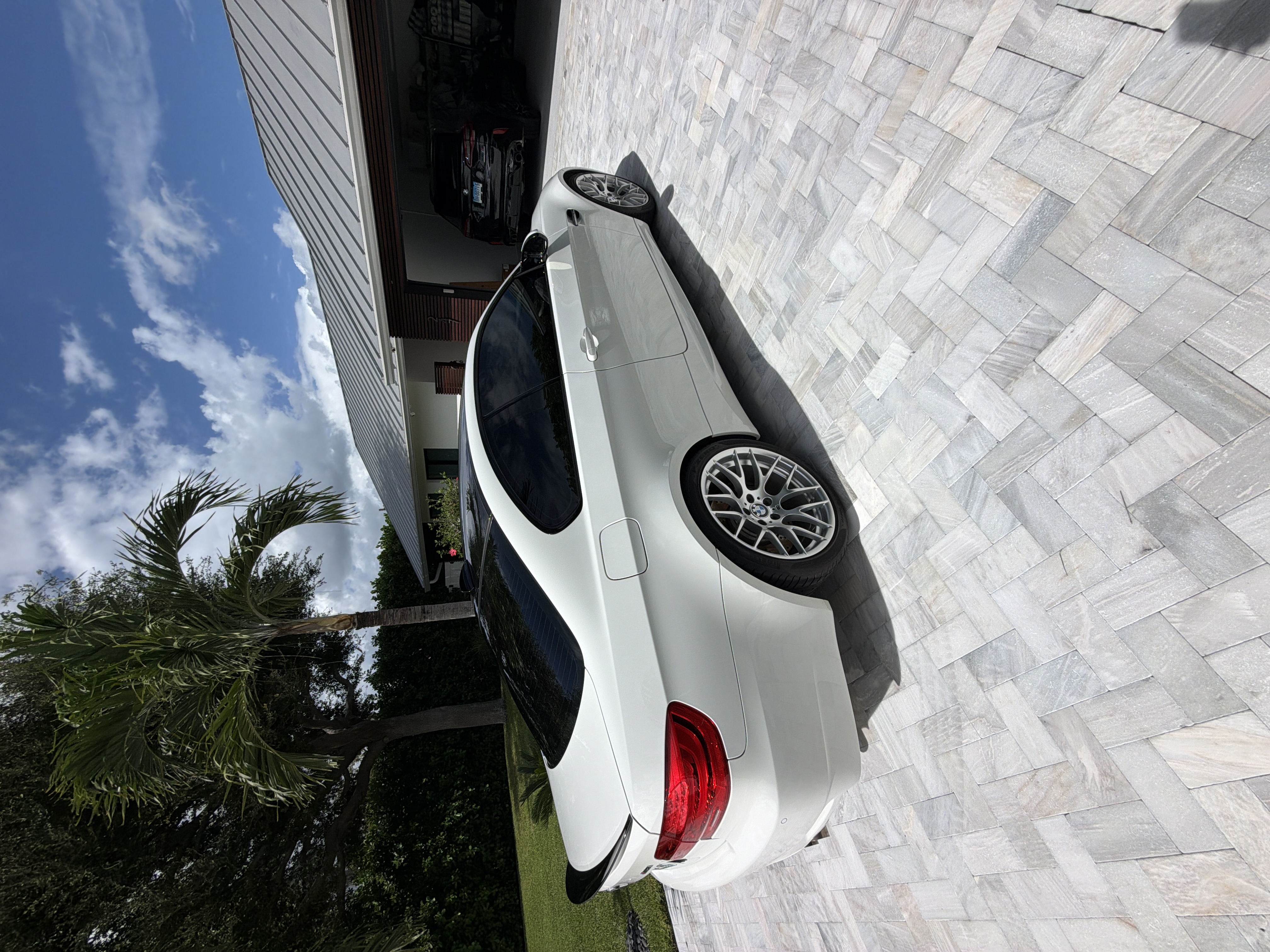 Used 2012 BMW M3 Coupe RWD image 2