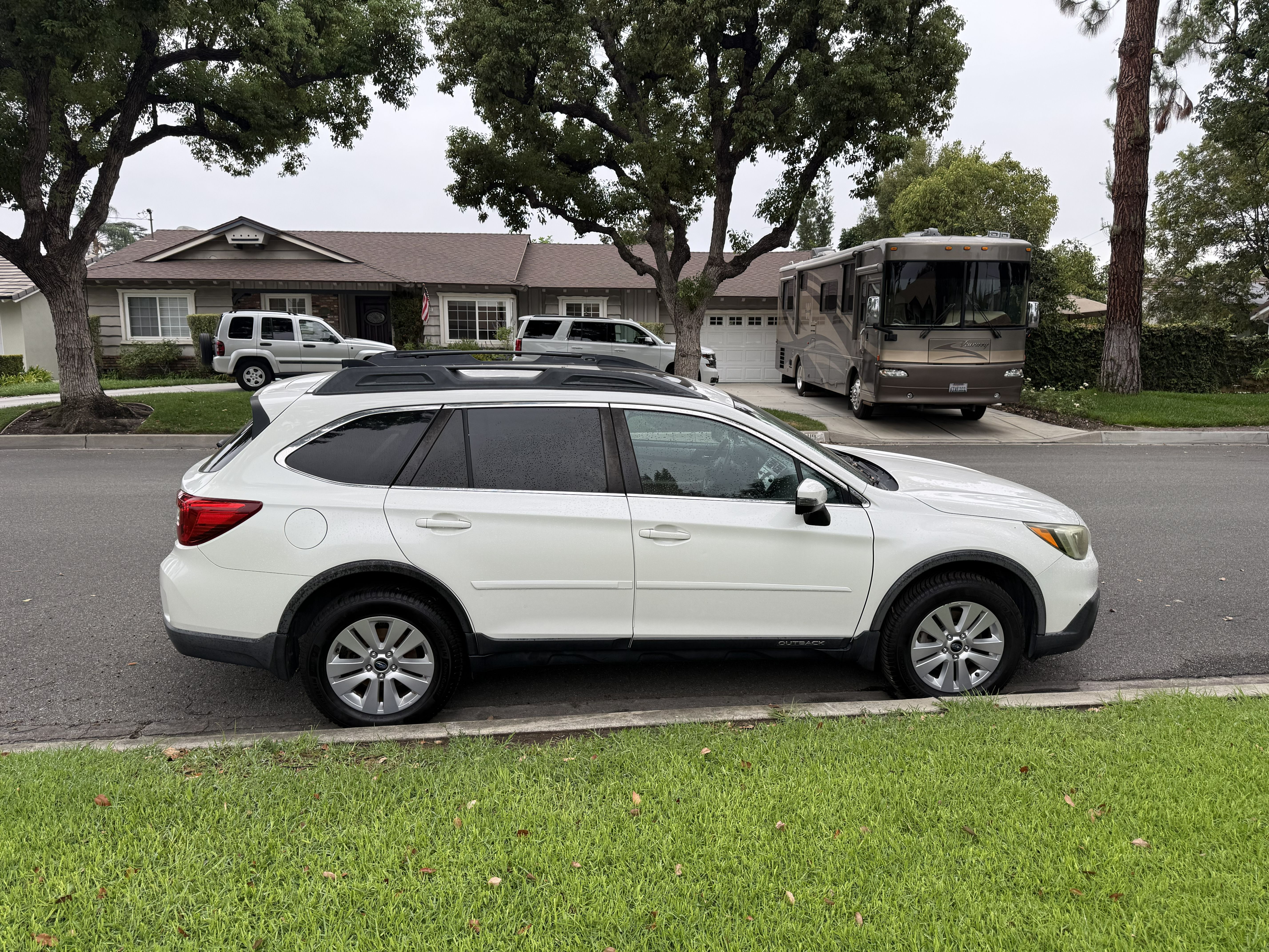 Used 2016 Subaru Outback 2.5i Premium AWD/4WD image 10