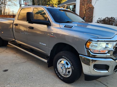 Used 2022 RAM 3500 Tradesman image 4
