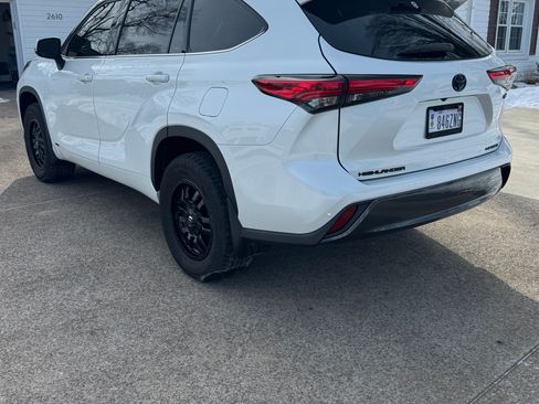 Used 2022 Toyota Highlander Limited image 10