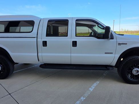 Used 2007 Ford F350 XL AWD/4WD image 9