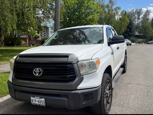 Used 2016 Toyota Tundra SR RWD image 2