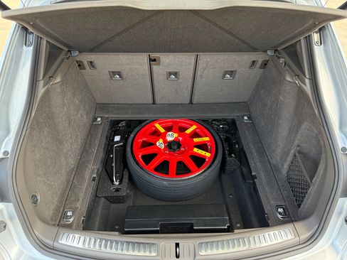 Used 2023 Porsche Macan image 15