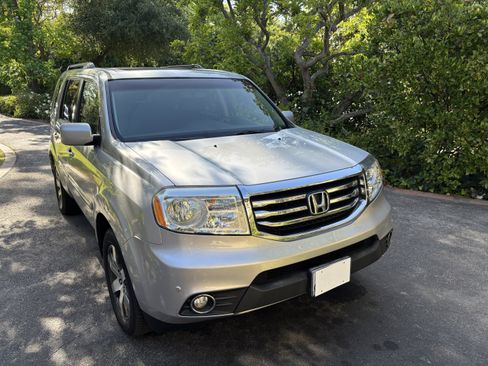 Used 2012 Honda Pilot Touring image 4