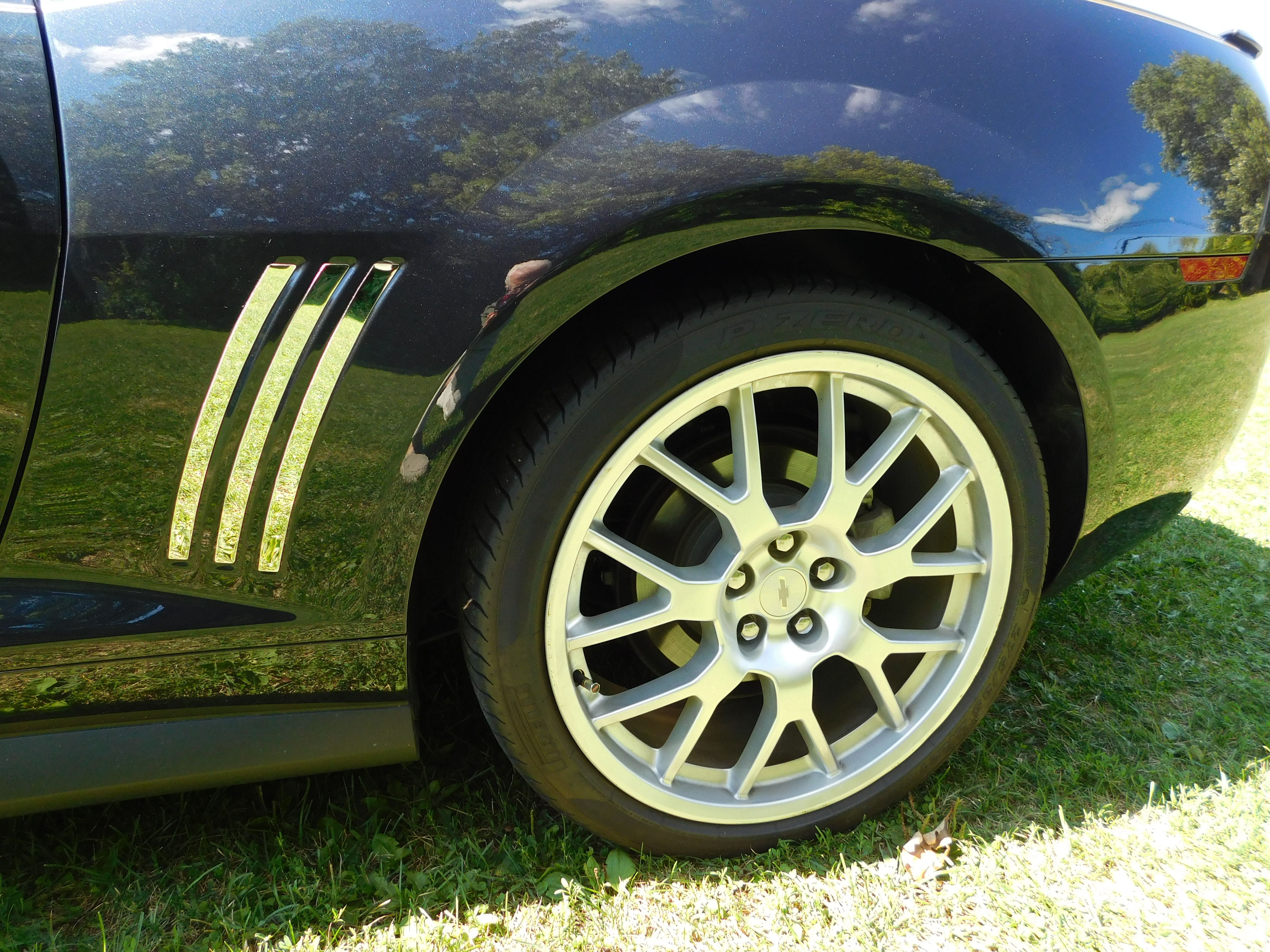 Used 2013 Chevrolet Camaro LT w/ Dusk Special Edition RWD image 13