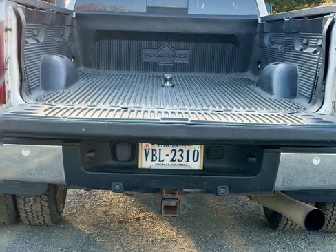 Used 2008 GMC Sierra 3500 SLT w/ Convenience Package image 9