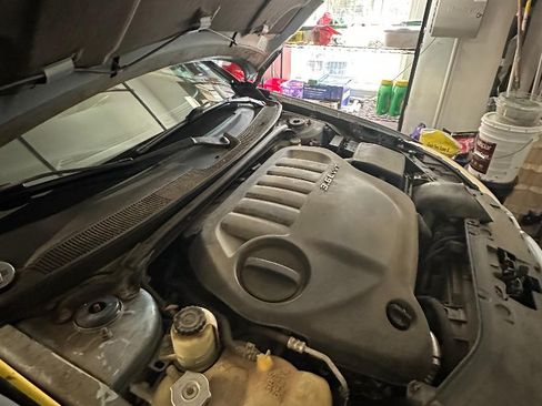 Used 2012 Chrysler 200 Limited FWD image 15