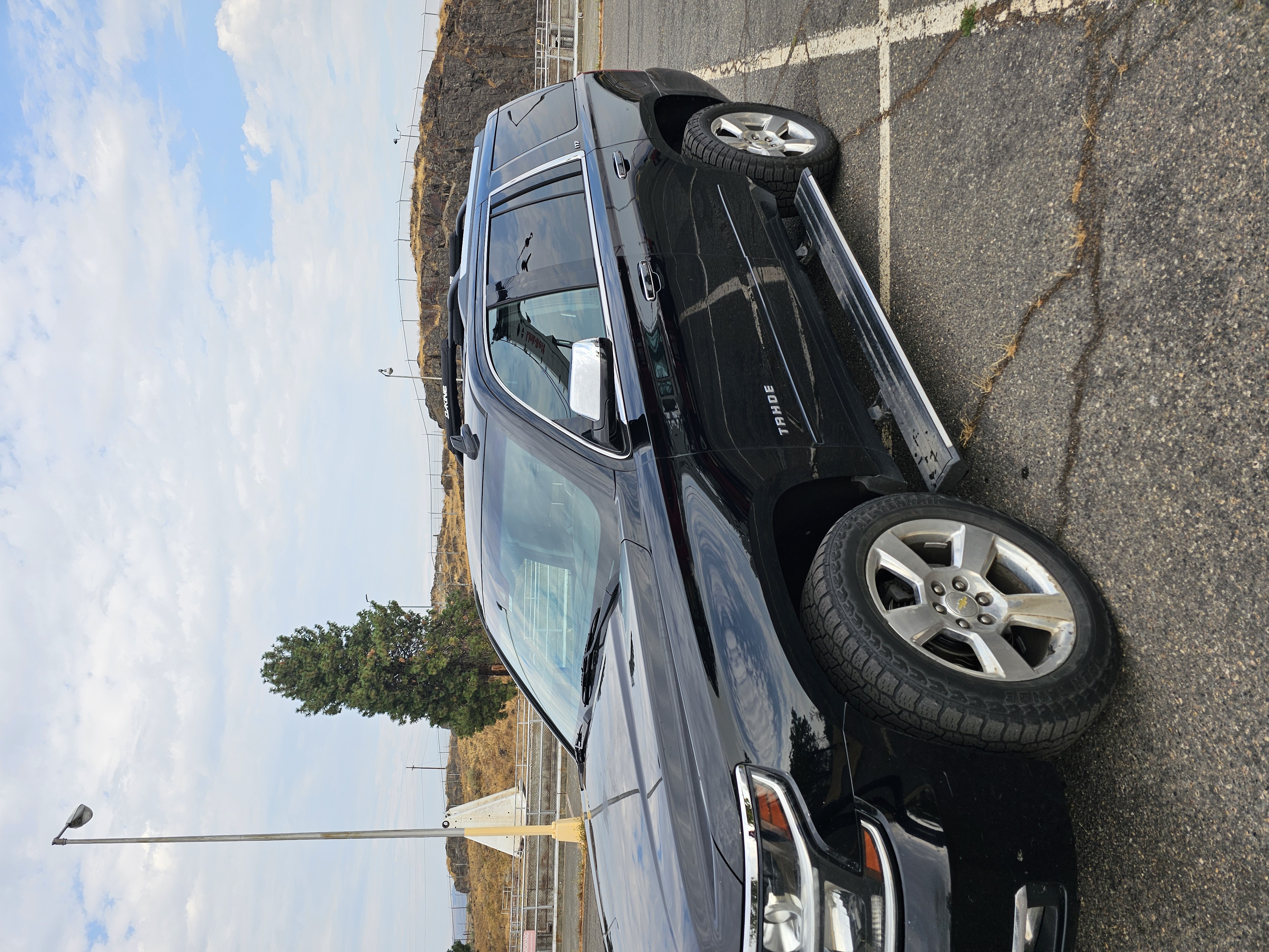 Used 2016 Chevrolet Tahoe LTZ AWD/4WD image 1