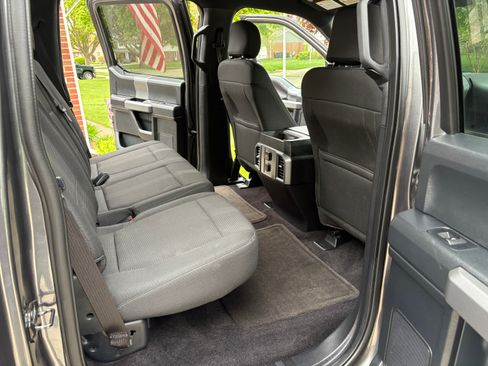 Used 2015 Ford F150 XLT w/ Equipment Group 302A Luxury AWD/4WD image 13