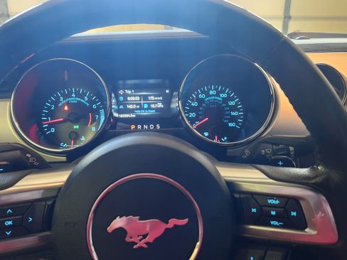 Used 2015 Ford Mustang GT Premium image 10