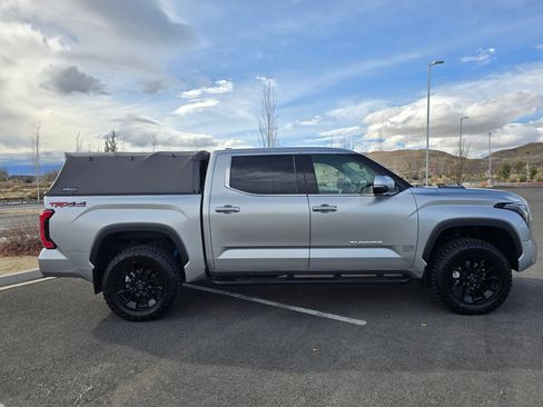 Used 2023 Toyota Tundra Limited image 6