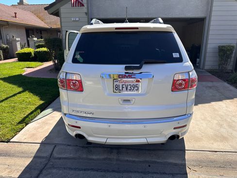 Used 2012 GMC Acadia Denali image 11