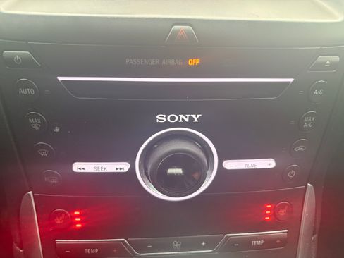 Used 2015 Ford Edge Titanium image 14