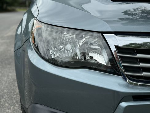 Used 2010 Subaru Forester 2.5XT Limited image 10