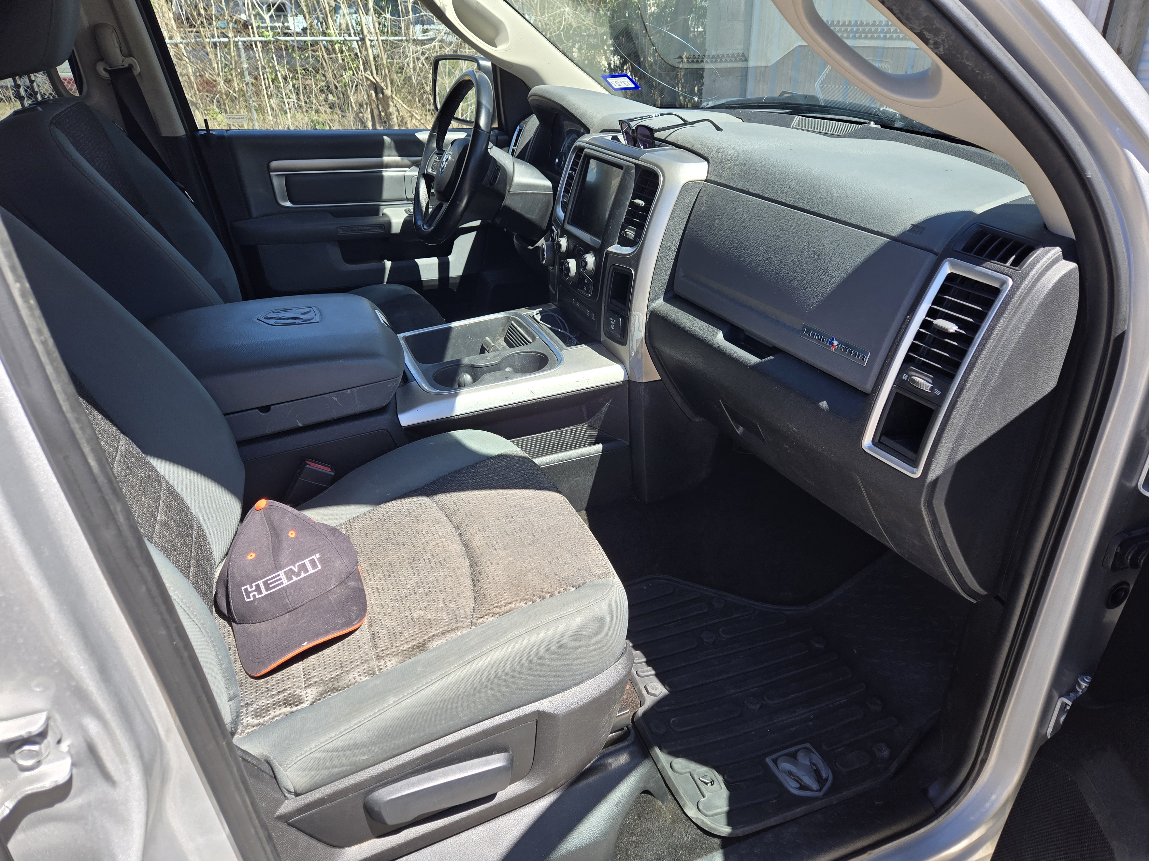Used 2017 RAM 1500 Lone Star RWD image 10