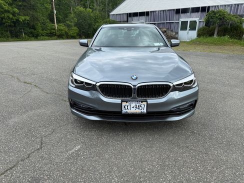 Used 2018 BMW 530i xDrive w/ Premium Package AWD/4WD image 6