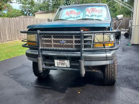 Used 1997 Ford F250 4x4 Crew Cab Heavy Duty image 2