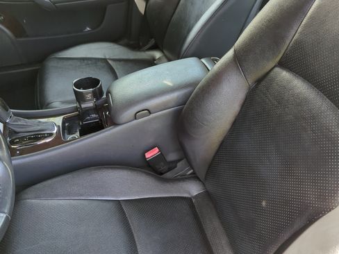 Used 2004 Mercedes-Benz C 240 C 240 Sedan 4D image 9