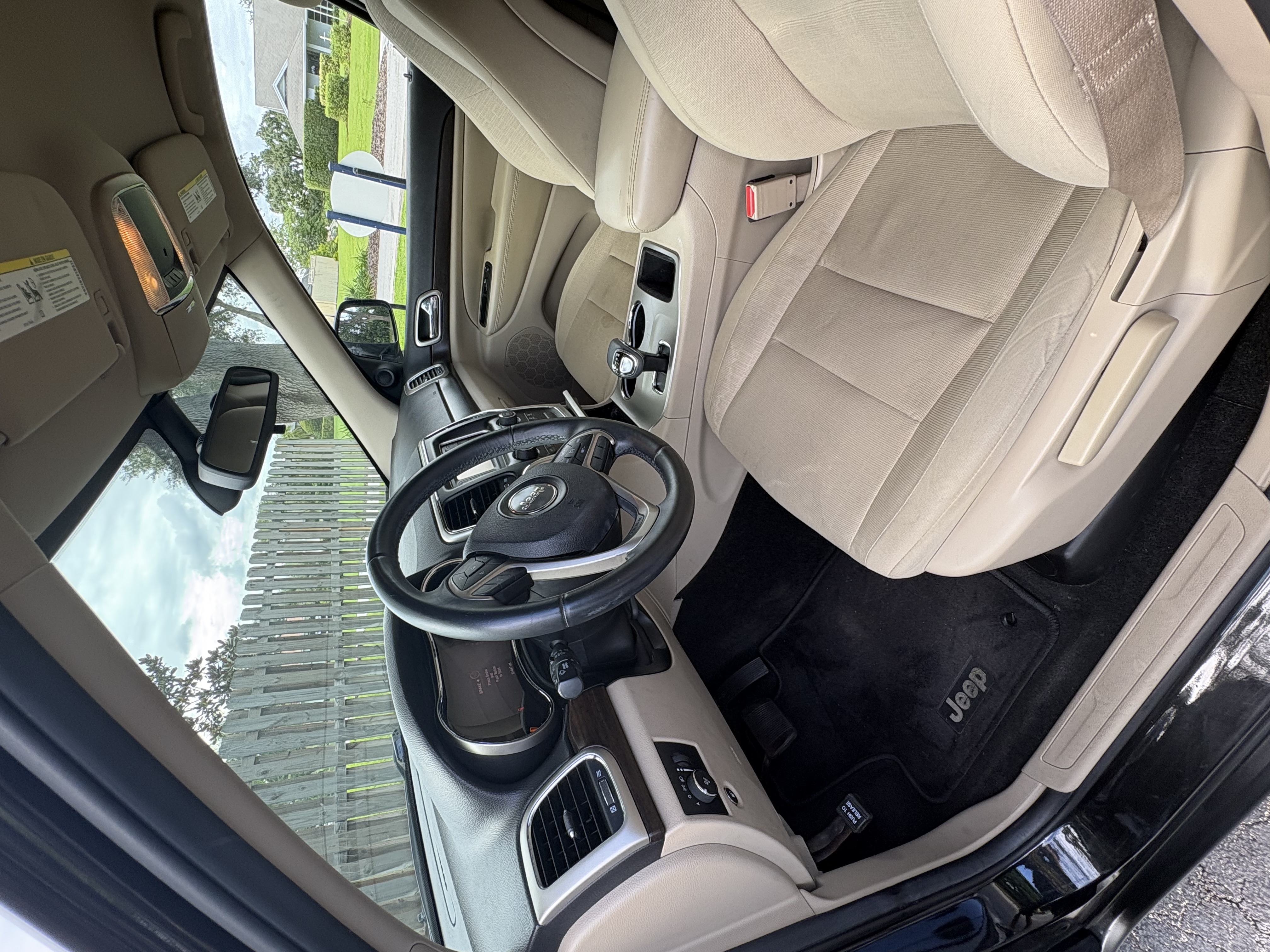Used 2014 Jeep Grand Cherokee Laredo w/ Trailer Tow Group IV RWD image 31
