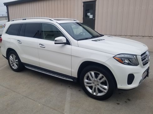 Used 2017 Mercedes-Benz GLS 450 4MATIC image 1