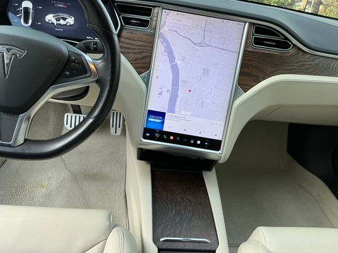 Used 2017 Tesla Model S P100D image 13