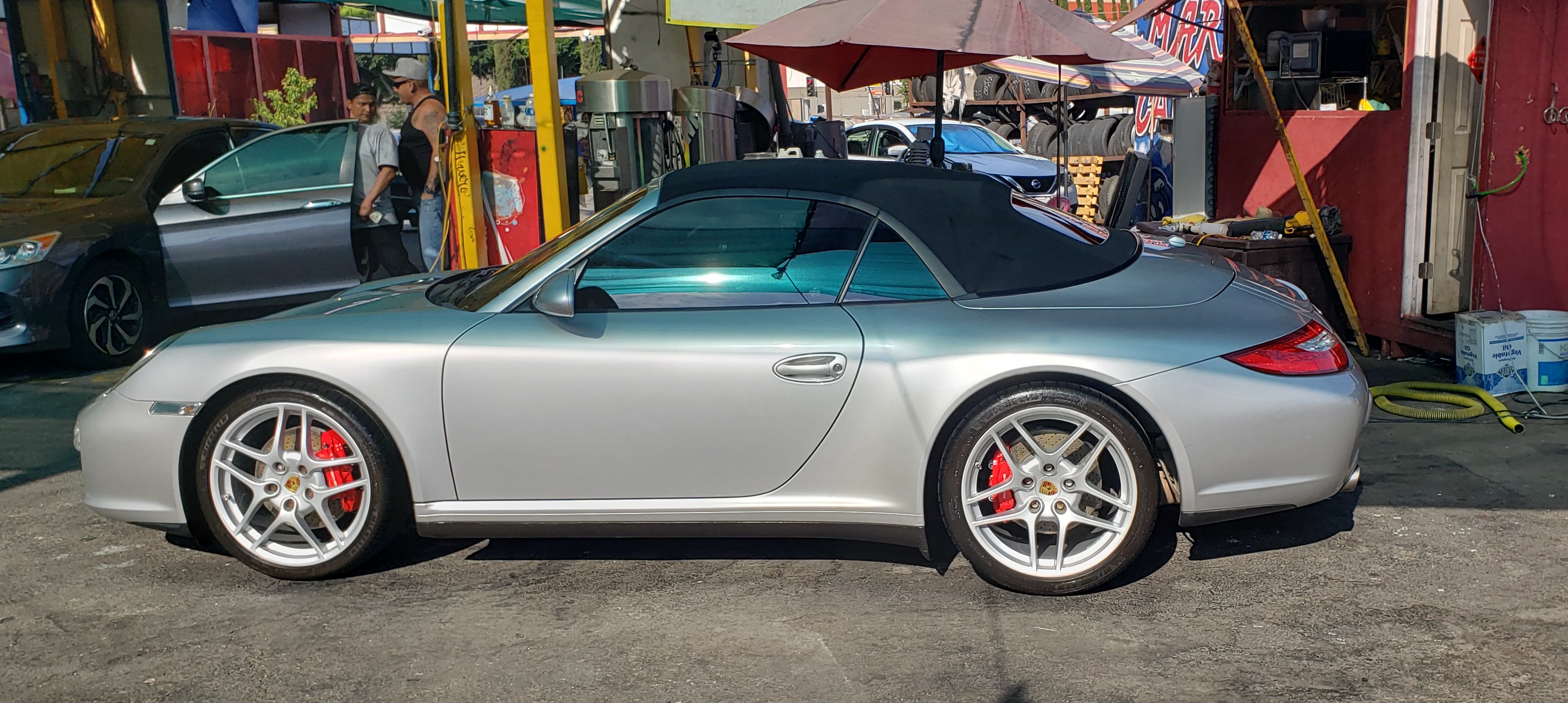 Used 2009 Porsche 911 Carrera 4S AWD/4WD image 2