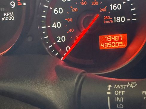 Used 2015 Nissan 370Z NISMO RWD image 14