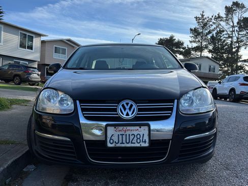 Used 2010 Volkswagen Jetta S image 7