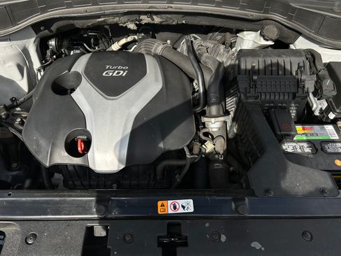 Used 2014 Hyundai Santa Fe Sport 2.0T w/ Technology Package 05 image 17