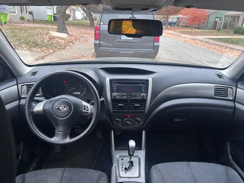 Used 2011 Subaru Forester 2.5X w/ Alloy Wheel Value Pkg image 2