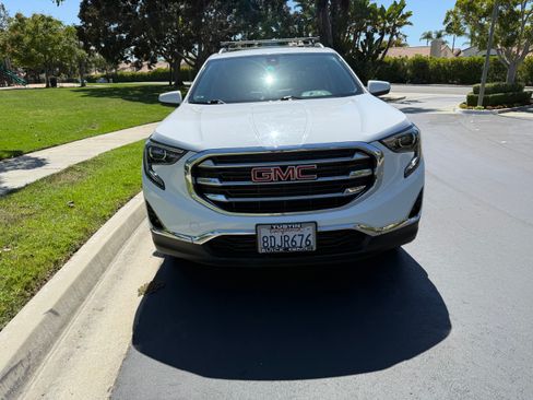 Used 2018 GMC Terrain SLT w/ Preferred Package FWD image 10
