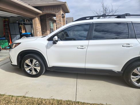 Used 2022 Subaru Ascent Premium w/ Convenience Package image 5