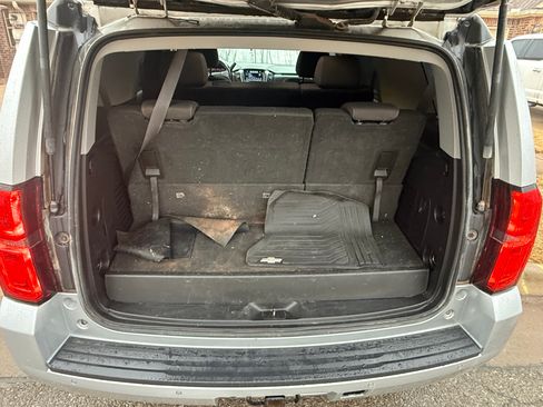 Used 2017 Chevrolet Tahoe LS w/ All-Season Package image 16