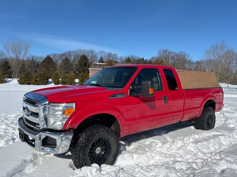 Used 2014 Ford F250 XLT w/ XLT Interior Package image 1