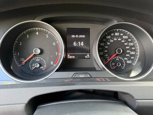 Used 2019 Volkswagen Golf SE w/ Driver Assistance Package FWD image 11