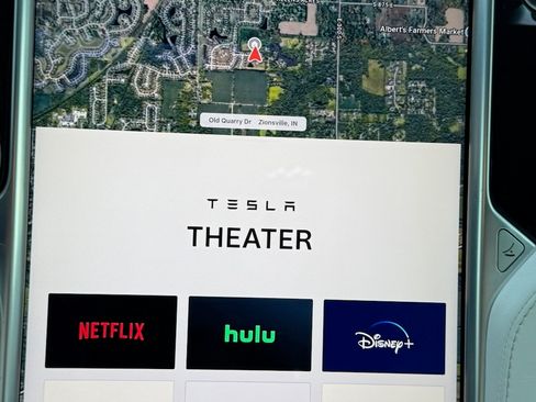 Used 2017 Tesla Model X 75D image 28