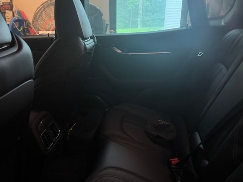 Used 2020 Maserati Levante GranSport image 5