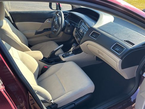 Used 2013 Honda Civic LX image 4
