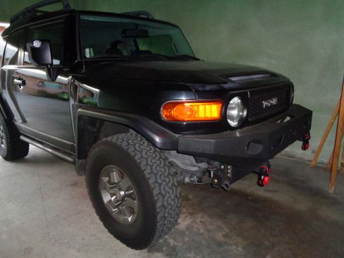 Used 2007 Toyota FJ Cruiser 4WD image 1