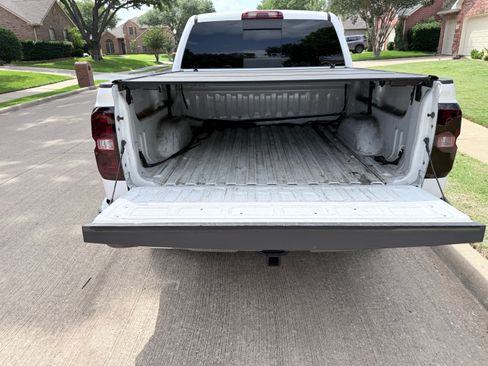 Used 2017 Chevrolet Silverado 1500 LT w/ Texas Edition RWD image 15