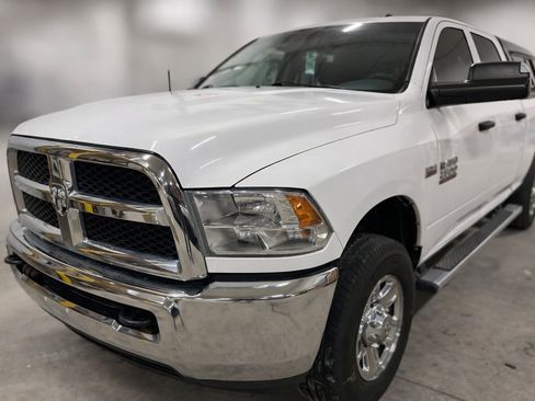 Used 2015 RAM 2500 Tradesman w/ Chrome Appearance Group image 2