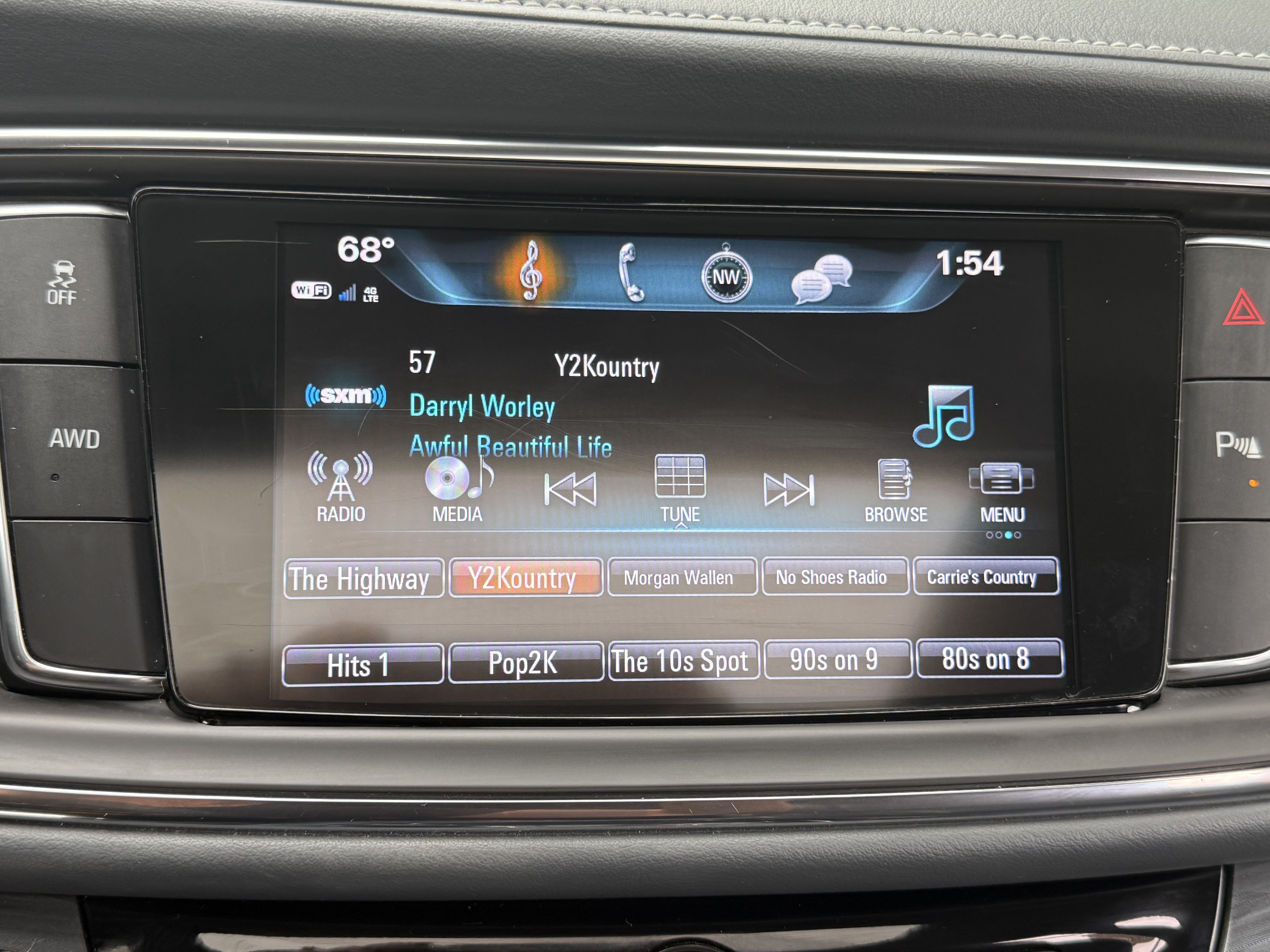 Used 2018 Buick Enclave Essence AWD/4WD image 22