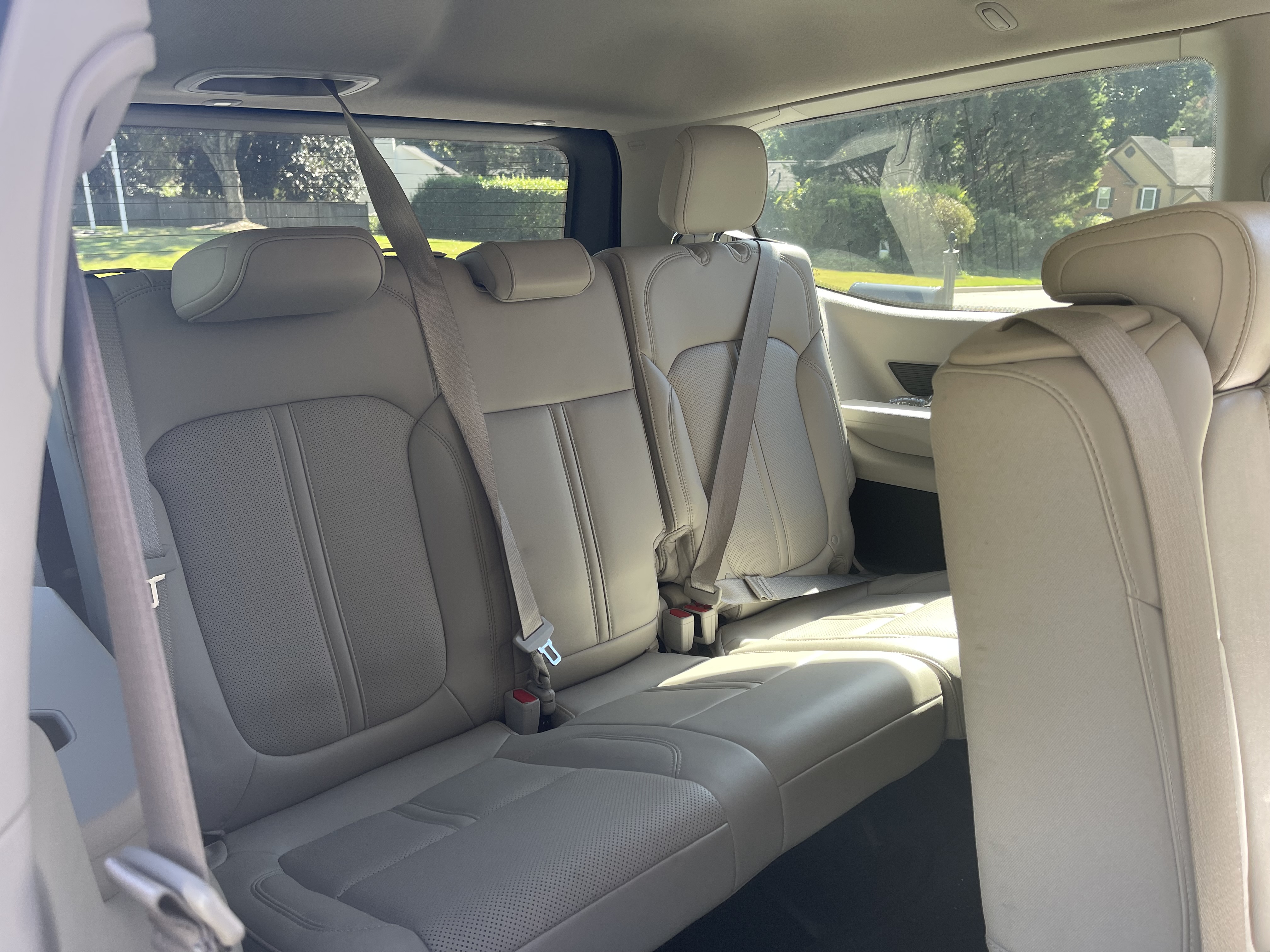 Used 2022 Jeep Wagoneer Series I AWD/4WD image 5