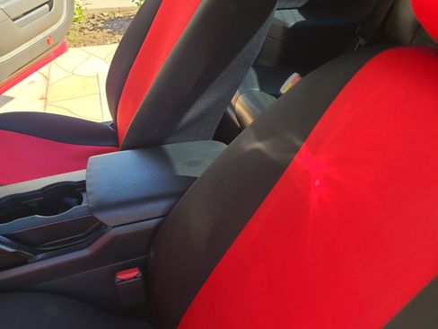 Used 2005 Ford Mustang GT image 13