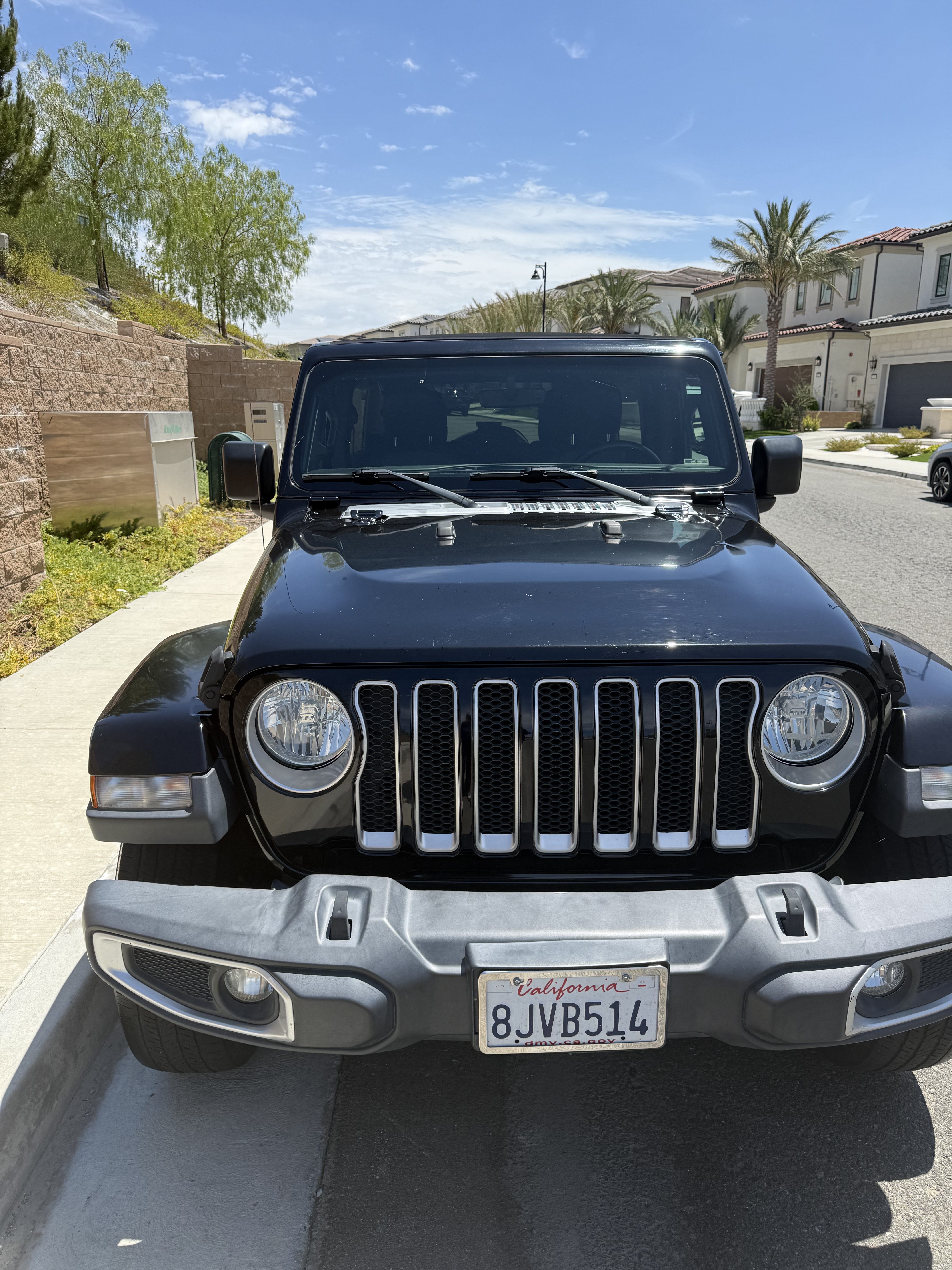 Used 2019 Jeep Wrangler Unlimited Sahara AWD/4WD image 1